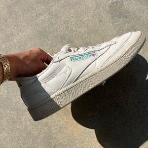 Men’s Reebok club sneakers